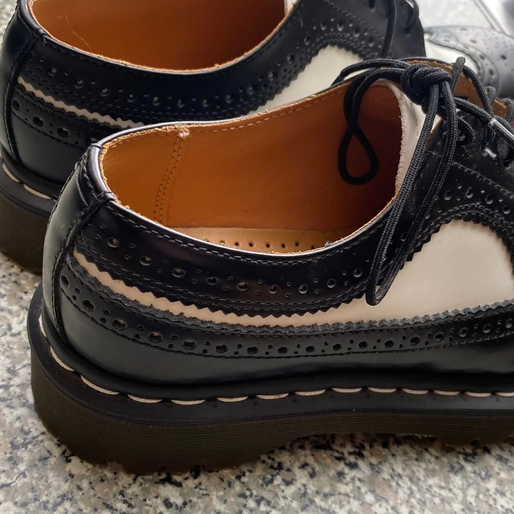 Doc Martens "tuxedo" dress shoes - Picture 13 of 13
